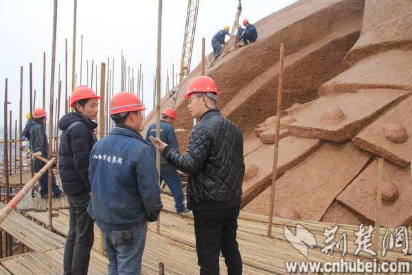 現(xiàn)全球最大關(guān)公青銅雕像，目測(cè)宇達(dá)施工（圖）