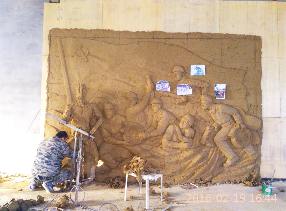 工程公告：消防題材玻璃鋼浮雕泥塑即將完工。
