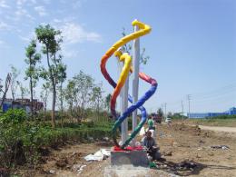 hj1738 不銹鋼雕塑-針線之魅_青島國際服裝城不銹鋼雕塑、石雕、玻璃鋼雕塑_濱州宏景雕塑有限公司